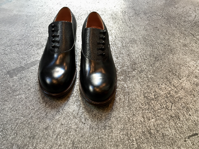forme /Button up shoes Plain toe - guha